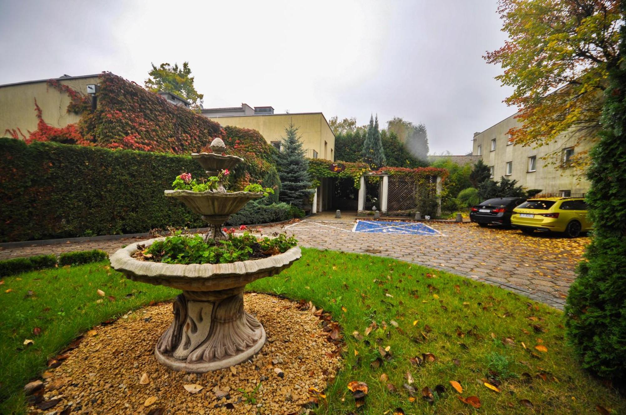 Hotel Trzy Swiaty Spa & Wellness Rajska Wyspa Gliwice Esterno foto